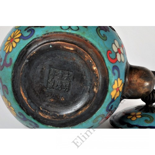 1755 A Cloisnne enamel crane and pine tea pot    